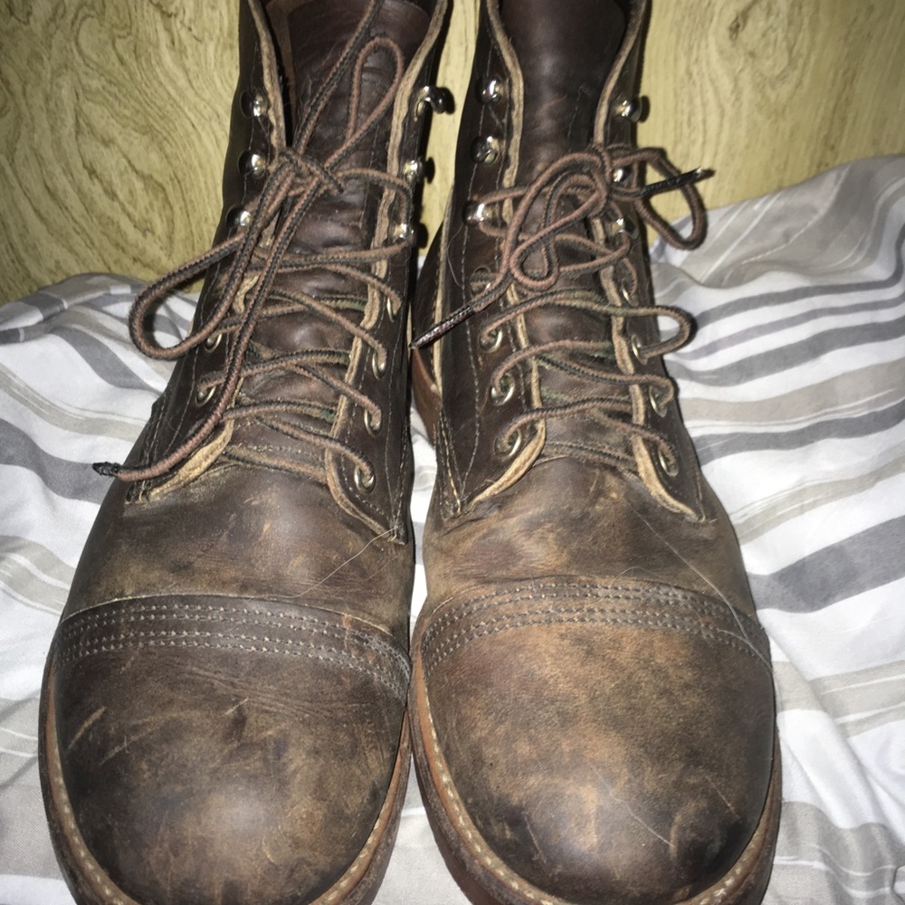 Red Wing Iron Ranger 9.5EE 8111 model. $415 retail